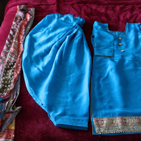 Blue Salwar - Picture 4 of 6